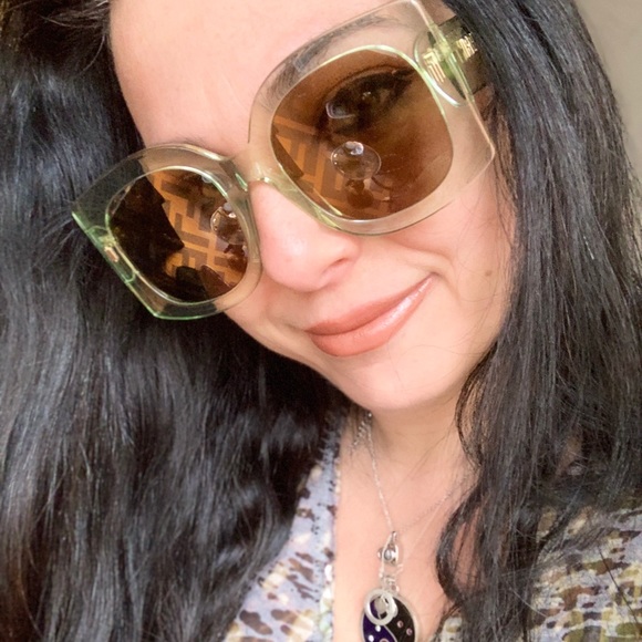 SOLD⛔️Authentic FENDI 53mm Square Acetate logo sunglasses - Picture 14 of 14